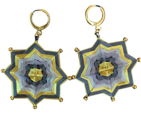 Aretes estrella colores gris, dorado, ostion,gris claro y gris oscuro