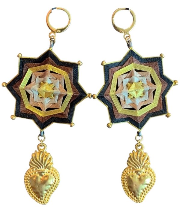 Aretes “Corazón de raíz”
