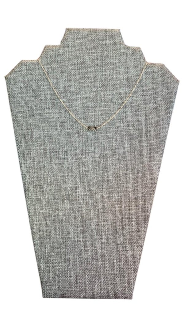Mini collar en chaquira negra