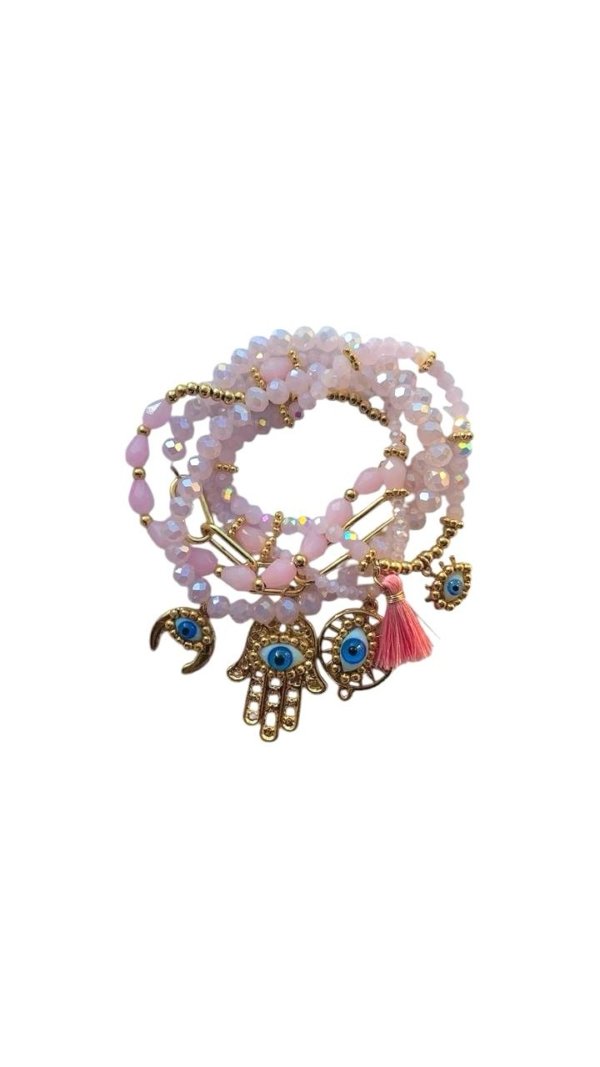Set de 5 pulseras en tono rosa con dijes