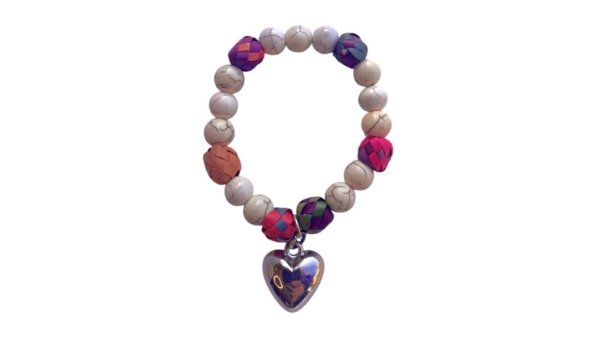 Pulsera “Corazón tejido”