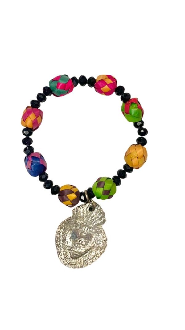 Pulsera “Raíces tejidas”