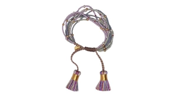 Pulsera multivuelta con borlas