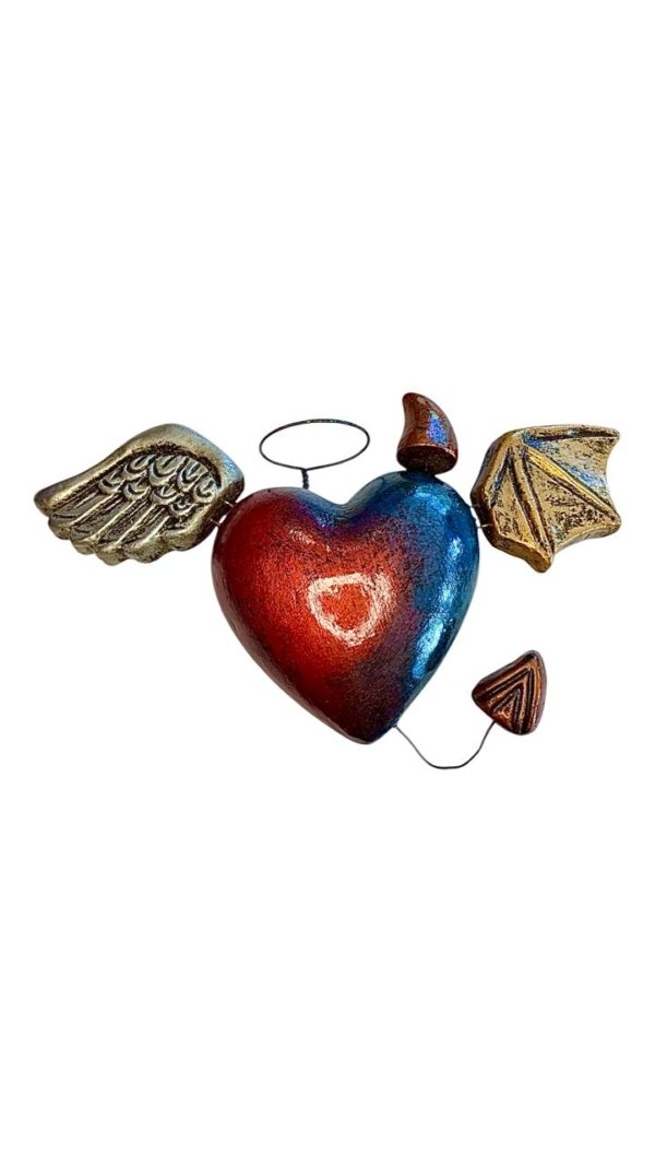 Corazon rojo con azul metalico, con alas de angel y De diablo