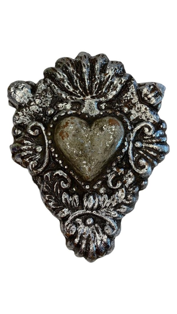 Corazón barroco plateado