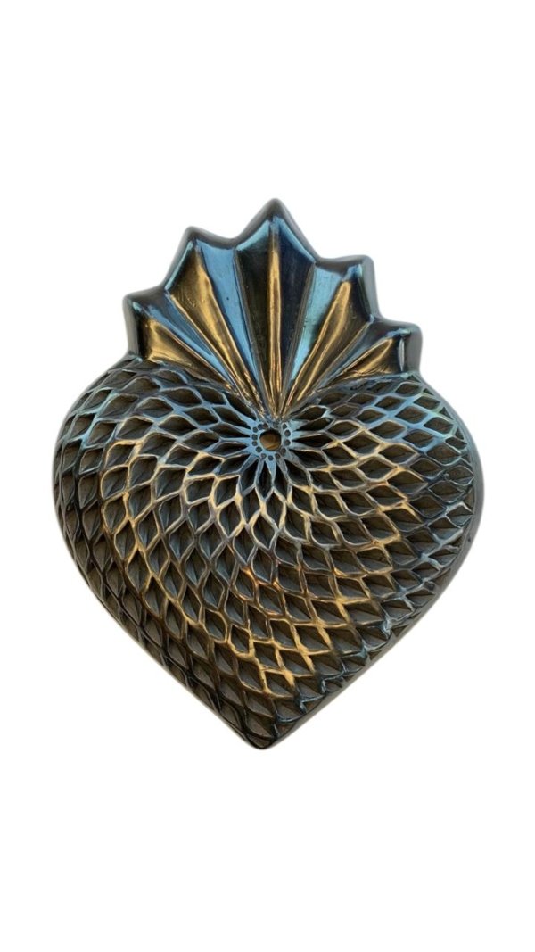 Coraz?n color gris metalico