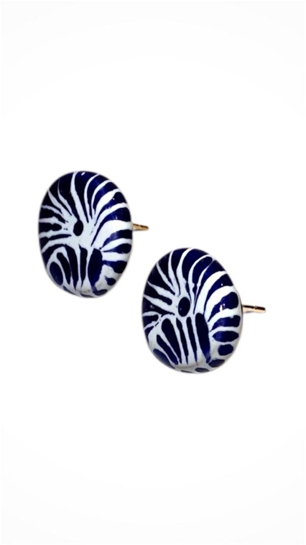 Aretes ovalados “Azul Vivo”