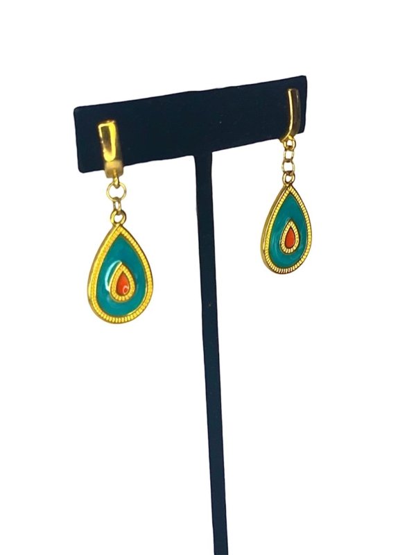Aretes Daniel Espinosa — Lágrimas turquesa con centro coral - Image 2