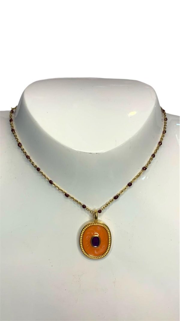 Collar Daniel Espinosa — Óvalo ámbar con centro oscuro - Image 2