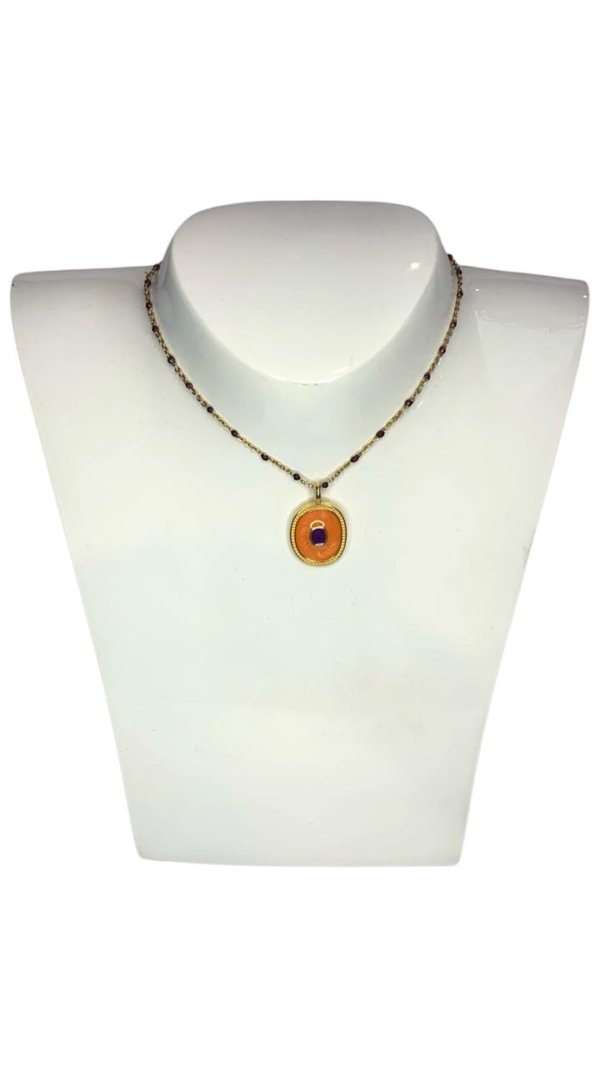 Collar Daniel Espinosa — Óvalo ámbar con centro oscuro